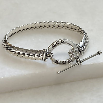 Equestrian Jewelry featuring horseshoe bracelets for horse lovers – www ...